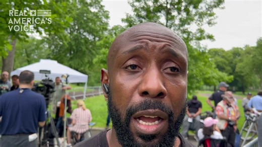 1.5K views · 100 reactions | RAV's David Zere talks with a 1st generation Immigrant from Trinidad, who resides in the Bronx. "***TRUMP IS THE RIGHT PERSON FOR THE JOB***". Join our live team coverage of President Trump's campaign event tonight at 6PM ET. https://rumble.com/v4wy6z5-president-trump-in-south-bronx-ny-live-coverage.html | America's Voice News | Facebook