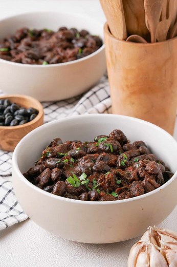 Slow Cooker Black Bean Chili Recipe - Vegan in the Freezer