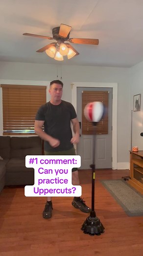 My number one comment is can you practice an upper cut on this punching bag #boxingtraining #boxing #boxingworkout #uppercut #boxingtrainer