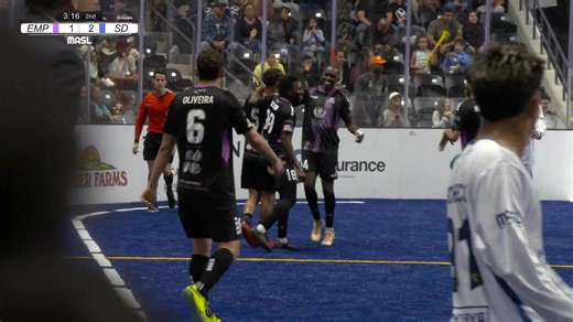 MOUNIR ALAMI THROWS IT IN FRONT AND FIND S A DEFLECTION FOR THE EQUALIZER Empire Strykers tie this at 2 in the 2nd FOX Soccer FOX Sports #MASL | Major Arena Soccer League