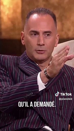 1 minute 30 s pour convaincre la France entière 🇫🇷. Il avait une promesse simple : permettre à n’importe qui de jouer ses morceaux favoris au piano en 1 heure, sans solfège, sans leçon. Ce que Piano Led a prouvé en direct dans « Qui veut être mon associé ? » a convaincu les investisseurs les plus exigeants de France. Piano LED - une bande LED qui guide chaque doigt, note par note. 199€. Des milliers de morceaux. Adèle, Ed Sheeran, La Lettre à Élise…👉 Lien en bio. #piano #pianocover #pianoled