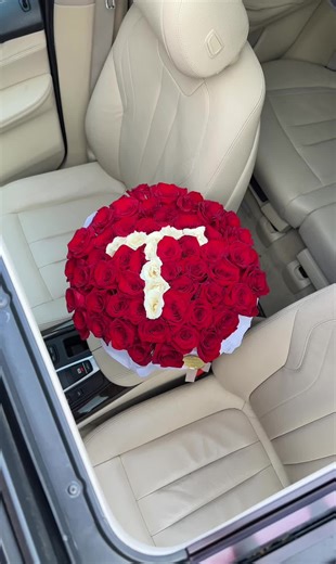 Pre-Order Your Valentine's Day Flowers for a Special Discount