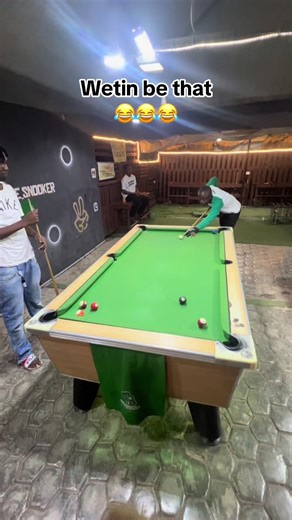 Crazy Snooker Moment That Will Make You Laugh!