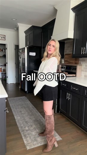 Looking for fall outfit ideas? See how I styled a skirt boots combo in today’s OOTD mini skirt with built in shorts, knee high boots & cozy layers.