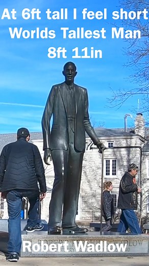 Robert Wadlow 😀 World's Tallest Man 😎 Alton History Museum 👍 Alton Illinois #museum #illinois #tallestman https://youtu.be/bhl4Hgxb7hk | Someplace or Another