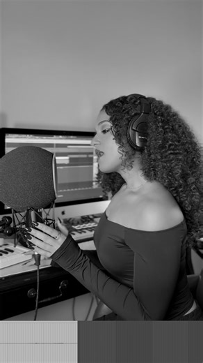 Take Your Vocals From Raw to Professional in Seconds ⏳ VOXITY is our all-in-one vocal mixing plugin, crafted so any artist or producer can achieve standout, industry ready vocals in seconds. We worked with world class mix engineers and sound designers to deliver industry standard polish and clarity with a full preset library for every genre. Just focus on your performance and let VOXITY do the rest. How Does VOXITY Work Exactly? VOXITY includes an array of mixing parameters designed by world cla