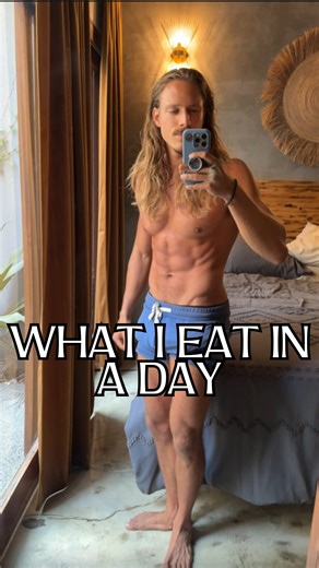 Christian Van Camp 🌞 Lifestyle & Health Coach on Instagram: "Life force energy, connected to nature, is crucial for health and vitality. I’ve started eating meat (steak, ground beef, fish, eggs, and dairy) without ANY cooking (28 months ago). Cooking breaks down food, diminishing its nutritional value and creating carcinogenic chemicals. It’s also incredibly convenient, no cooking or cleanup needed. I digest meals better, and recover faster from workouts. Eating raw leaves me energized, not slu