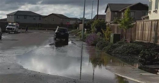 Manteca neighborhood sounds the alarm after streets flood in storm