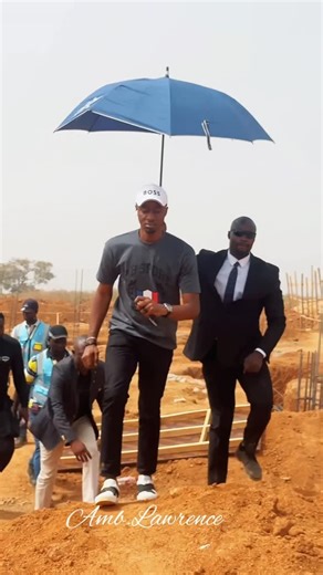 Lawrence Emmanuel on Instagram: "Our 865 housing City View-1 Katampe Extension Abuja is coming up very fast to the glory of God... EVIDENCE DEY..! @zlatan_ibile #abuja #reels #trend #realestate #abujarealestate"