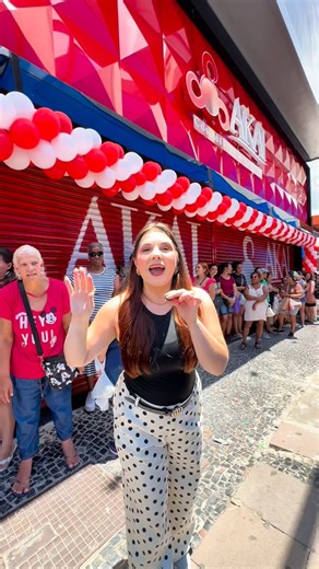 Akai Cosméticos on Instagram: "HOJE É O DIAAA! A Akai Cosméticos Campinas abre as portas amanhã, dia 20 de dezembro, ao meio-dia e a gente tá contando os minutos pra te receber! Chega cedo porque os 100 primeiros da fila vão ganhar brindes 🎁 📍 Rua 13 de Maio, nº 485 Vem viver esse momento com a Akai. A gente te espera♥️"