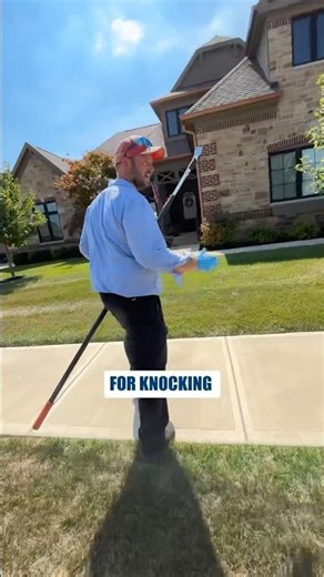 How to Remove Pest Mud & Dirt From Ceilings 🏠 #shorts