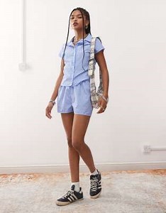 Reclaimed Vintage boxer shorts in blue plaid - part of a set | ASOS