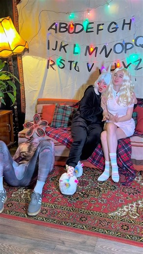 Eleven Defeats Demogorgon 👹⚡️ #strangerthings5 #netflix