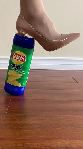Crushing Chips with High Heels | ASMR Satisfying Video