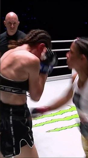 Ref Stopped the Fight! Brutal Beatdown Leaves Her Face Destroyed 💥