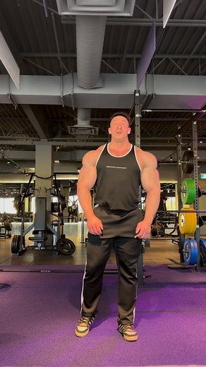 Christopher miller 🇨🇦🌐IFBB PRO on Instagram: "Some posing In the Anytime fitness🏋🏽‍♂️#gym #gymmotivation #bodybuilding #bodybuilder #pump Coach: @bossofoutlaw @jed_north 🎽 @mutantnation 💪"