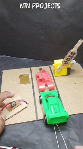 Automatic Road Crossing Gate 🔌⚡ #simple #ideas #schoolproject #experiment #amazing #new #diy