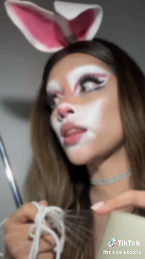 Cute Bunny Makeup Tutorial for Last Minute Halloween Costumes