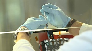 File:SpaceX CRS-21 Scientific Payload Preparations - Brain Organoids, Bacterial Adhesion and Corrosion, Micro-14.webm - Wikimedia Commons