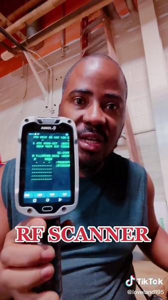 RF SCANNER OPERATES ON ANDROID OPERATING SYSTEM