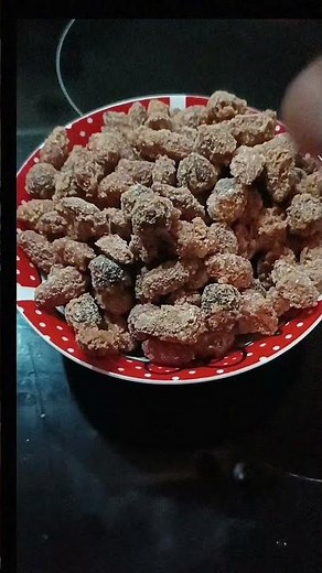 🌰🍭 Knusprige Selbstgemachte Mandeln mit Rohrzucker. – Ein Genuss für alle Sinne! 🤤✨