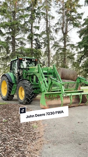 John Deere 7230 FWA Walk-Around Overview