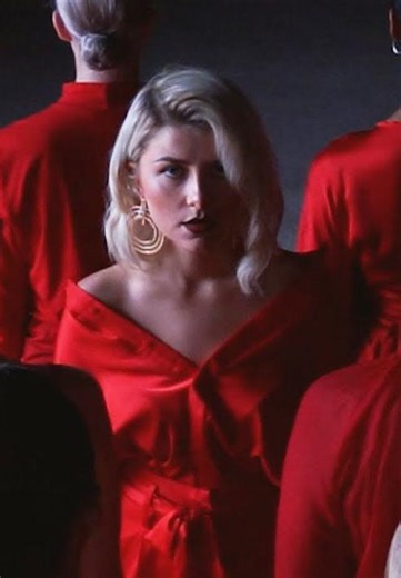 "Cornelia Jakobs: Late Night Stories (Vídeo musical)" (2018) - Trailer | vídeos