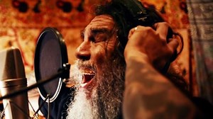 SLAYER Members Discuss Writing Of New Song 'Cast The First Stone' (Video)