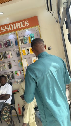 Vidéos de SAMB_APPLE_BUSINESS (@samb_apple_business) avec son original - SAMB_APPLE_BUSINESS