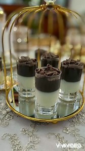 89K views · 6.3K reactions | Verrine duo vanille, chocolat  Ingredients : 1/2 litre de lait. 2 cuillères à soupe de maïzena. 40g de sucre. 20g de beurre. 3 cuillères à soupe de crème fraîche. Un peu de lait aromatisé à la vanille. La vanille. Quelques boudoirs. 100g chocolat chocolat noir . | Nedjoua Benberim | Facebook