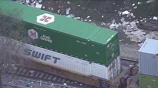 Cause of train derailment in L.A. under investigation amidst train looting issue