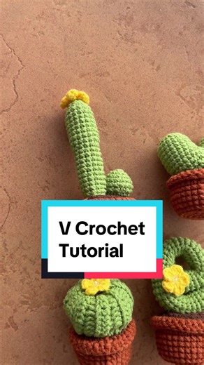 V Crochet Tutorial: Learn How to Crochet the Letter E | ChubbeeOrangee
