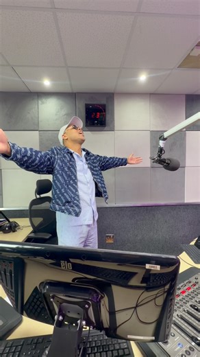 Music has a way of finding the parts of you that words never could. It touches old wounds, stirs forgotten strength, and reminds you that every scar you carry is proof of survival. Every time the melody hits deep, it’s not pain you feel—it’s how far you’ve come 12:00 - 15:00 | @goodhopefm 💜 | Peadon Smith Live