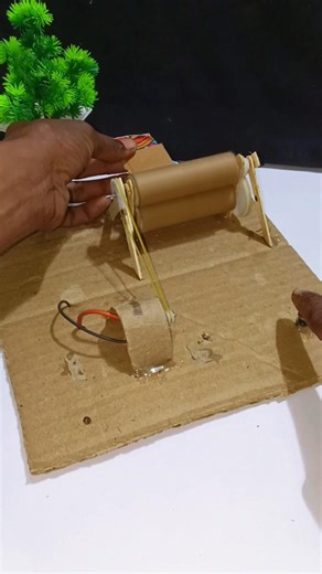 How to make a rolling machine with a DC motor #dcmotor #diy #tech