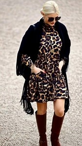 408K views · 15K reactions | Tipa de Moda para usar Animal Print #fashion #moda #outfitsinspiration #outfits #casualchic #casualwear #outfitoftheday #lookdodia #looks #LookPerfeito #modafeminina #modafemenina #streetwear #streetstyle | Modas y Cortes de Cabello para mujeres de 40, 50, 60, 70 años y más | Facebook