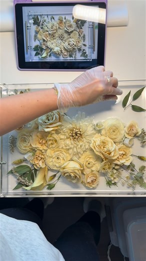 Forever Fleur - Flower Preservation on Instagram: "Happy December! ❄️ It’s my favorite time of year 🎄🕎 #flowerpreservation #engaged #weddingflowers #2026bride #weddingflowerpreservation #tucsonwedding #bridalbouquet"