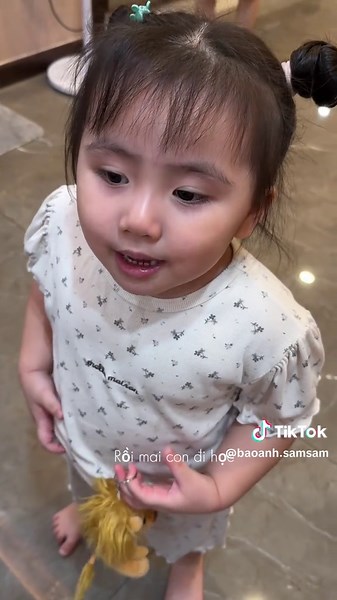 Thói quen trước giờ đi ngủ của bé Sam