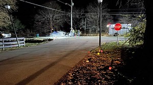 Crash kills 1 in Oldham County