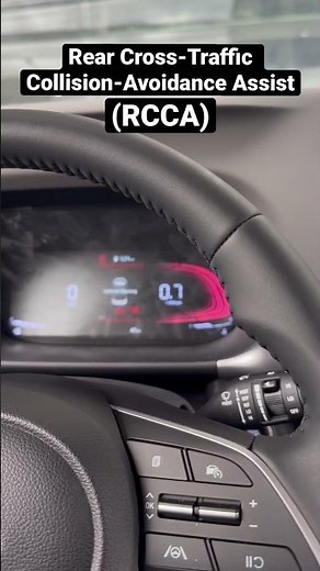 Hyundai SmartSense | Rear Cross - Traffic Collision - Avoidance Assist (RCCA)