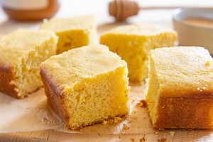 BEST Homemade Cornbread Recipe - Fifteen Spatulas