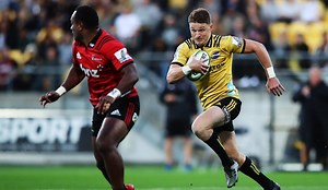 💥💥💥 Get ready for more 'razzle-dazzle' when the BNZ Crusaders and Hurricanes clash for the top spot in the NZ Conference this Friday! 📅 7.35pm, Friday 25 May 🏟️ AMI Stadium, Christchurch 🎟️ http://bit.ly/2IAXA5T 📺 SKY Sport NZ 🏉 #CRUvHUR | Super Rugby NZ