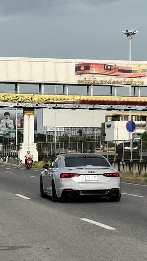 Custom Audi RS5 Exhaust and Intake Upgrades