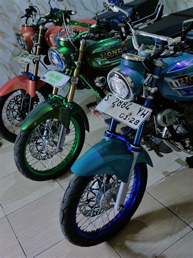For Sale: GL100 Series Motorbikes in East Java
