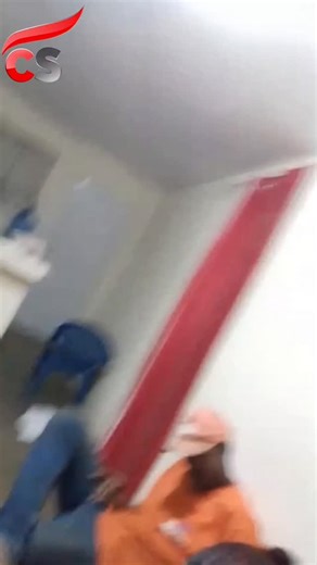 Las Calientes Del Sur on Instagram: "🔴 ¡VIDEO LA DELATA! Sale a la luz un video donde Aleyda Valdez presuntamente pide 15 mil pesos para retirar una querella contra su exmarido, a quien había acusado públicamente de agresión y amenazas de muerte en Las Calientes Del Sur. 😱 ¿Víctima o chantaje? Este nuevo material genera fuertes dudas y ha provocado una ola de reacciones en redes sociales. 👉 Mira el video completo en nuestro canal de YouTube de Las Calientes Del Sur 📲 Más detalles en www.lasc