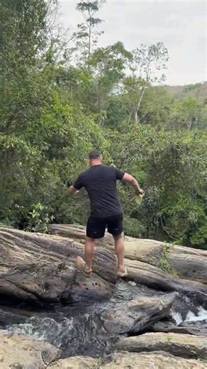 7.5K views · 252 reactions | Cachoeira linda | Tamara Kaa | Facebook