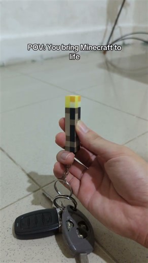 Minecraft torch keychain irl?!