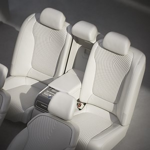 67K views · 214 reactions | Relax in style. The all-new AZERA highlights first-in-its-class features for the rear seat. Each feature can be activated swiftly with one-touch switches, including power rear reclining and ventilation seats that allow for a cool and relaxing experience on long drives. Relax, we’ve got your back. The all-new AZERA. * AZERA is badged as GRANDEUR in some markets including Korea. #AZERA #Hyundai #HyundaiAZERA | Hyundai Motor Group | Facebook