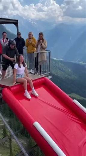 Bungee Jumping from Cliff Edges