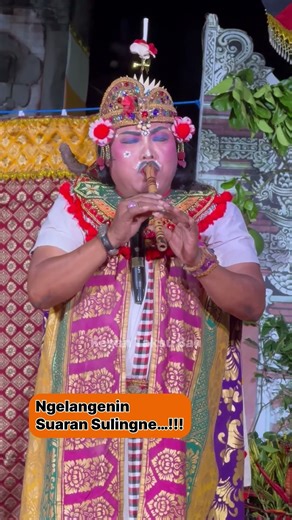 Merdunya bunyi Sulingnya menusuk di hati