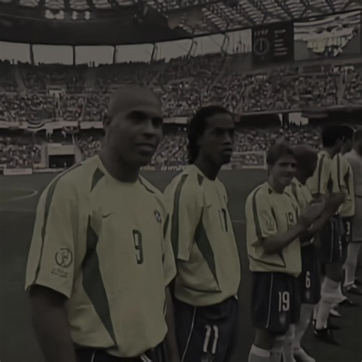 Ronaldo fenômeno🇧🇷🪄🔥#ronaldonazario #r9 #footballskills #foryoupage #viralvideo